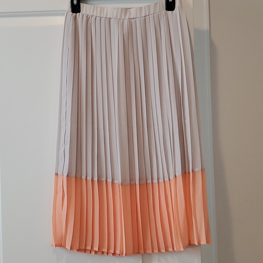 Pleated Grey and Coral Skirt